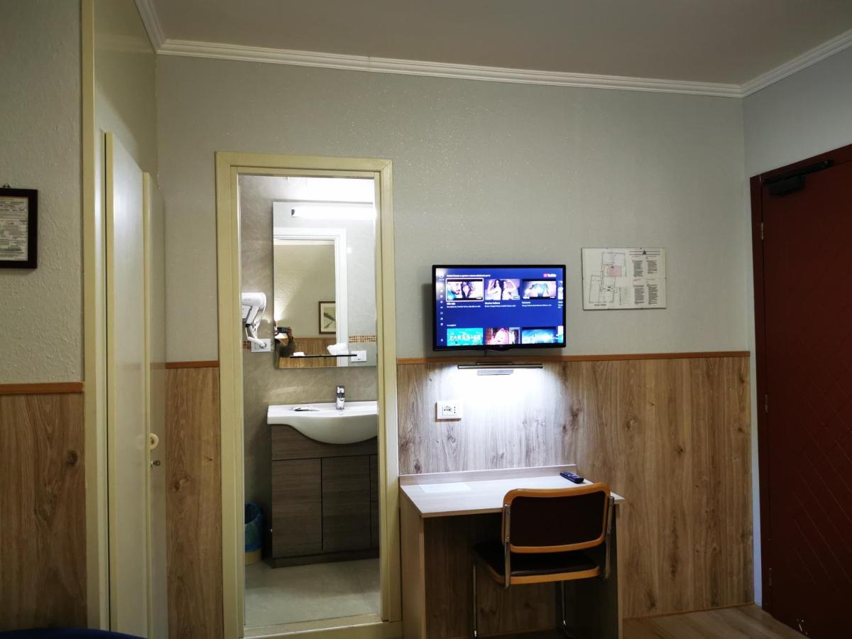 New Alexander Hotel Genoa Ngoại thất bức ảnh