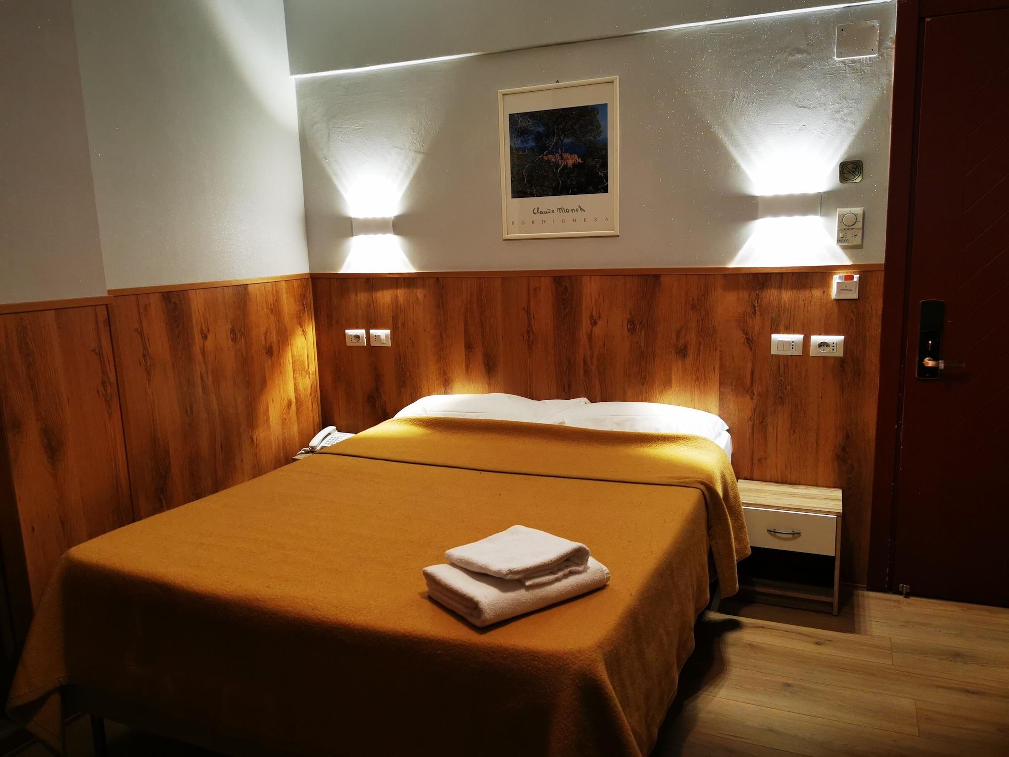New Alexander Hotel Genoa Ngoại thất bức ảnh