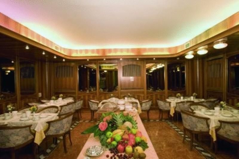 New Alexander Hotel Genoa Ngoại thất bức ảnh