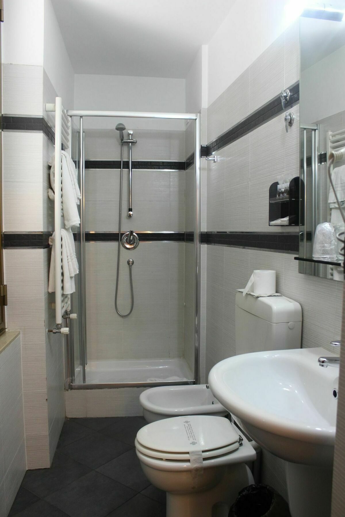 New Alexander Hotel Genoa Ngoại thất bức ảnh